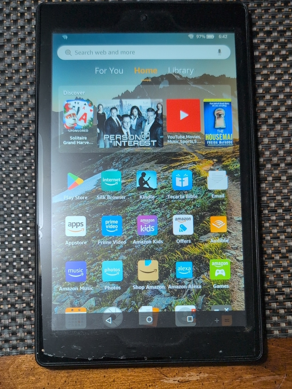 Amazon Fire HD 8 Tablet in Black with Touchscreen Display & Case